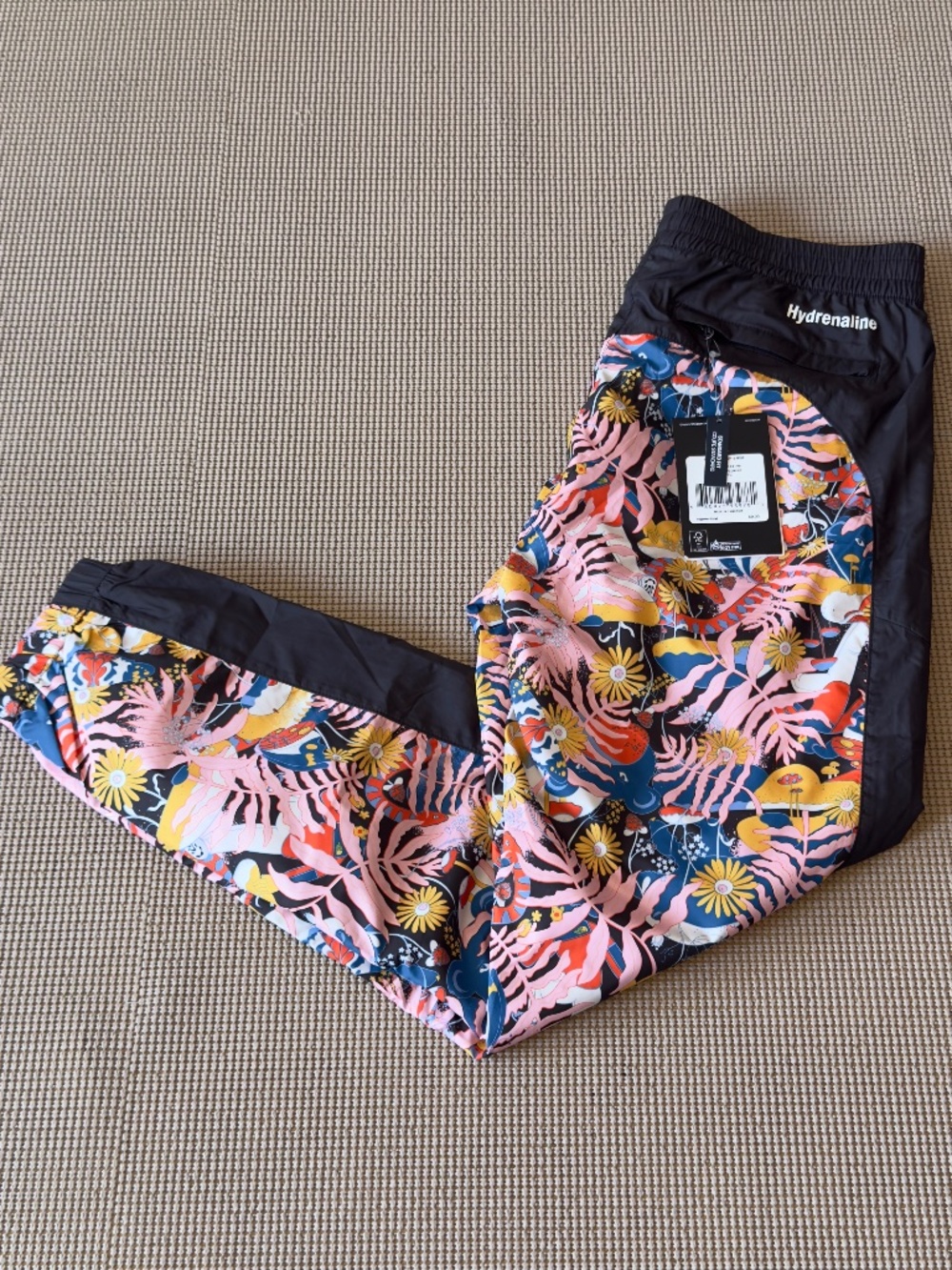 THE NORTH FACE floral multicolor printed hydrenaline windwall jogger